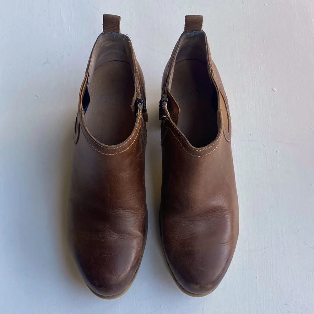 Dansko Brown Ankle Boots - Picture 6 of 9